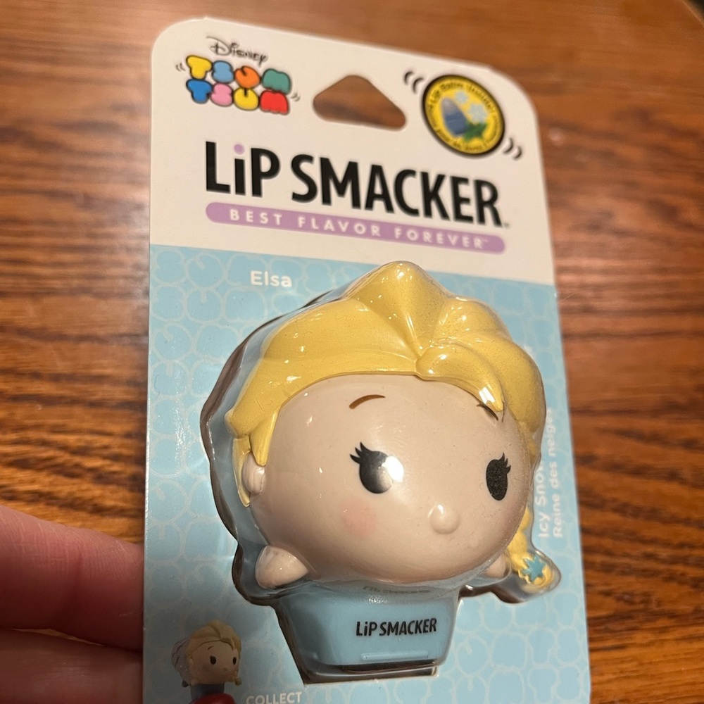 Lip Smacker Disney Tsum Tsum Frozen Elsa Lip Balm NEW